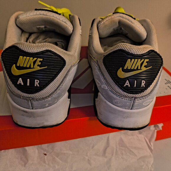 2021 NIKE Air Max 90 Reflective Logo White/ Volt/Platinum 2021 Men's Size US 12 - Picture 5 of 10